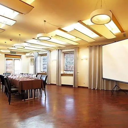 I Restauracja Abis Hotel 2*