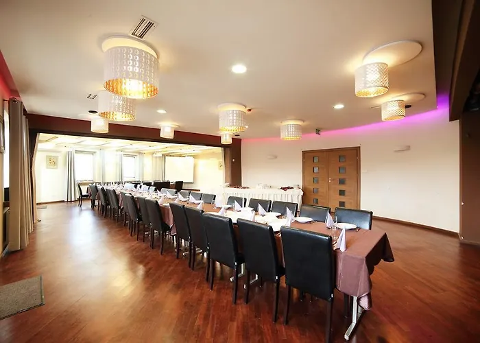 I Restauracja Abis 2* Быстшица-Клодзкая